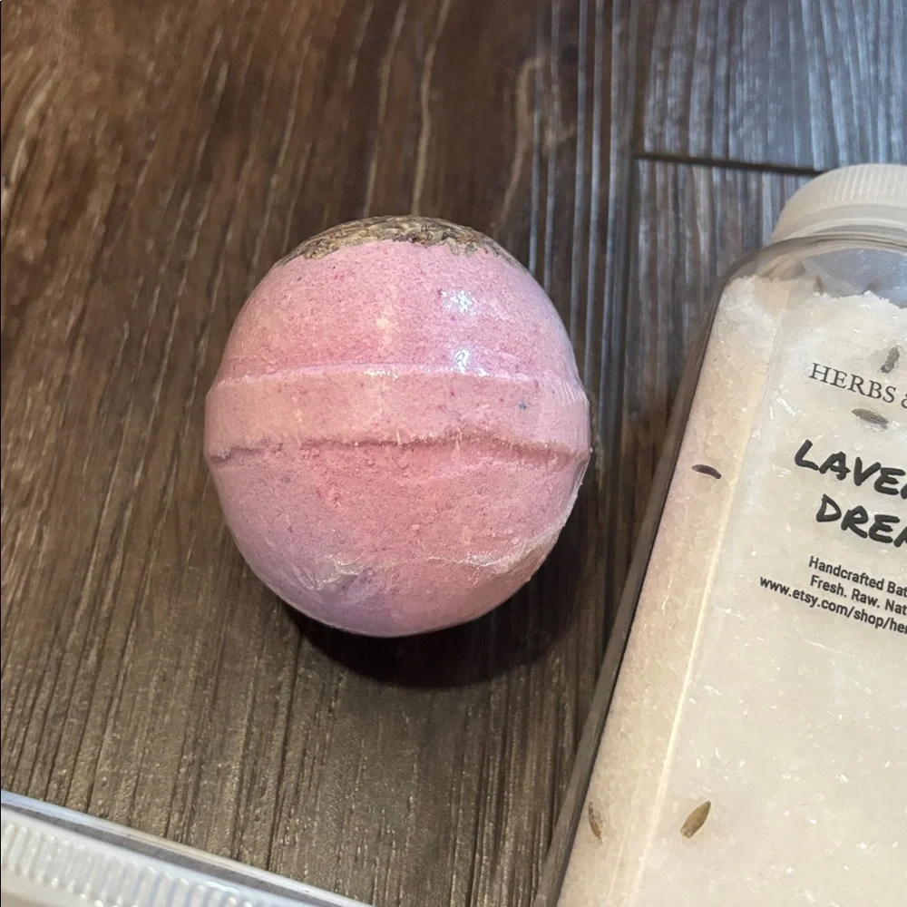 Lavender Bath Set - Picture 4 of 7